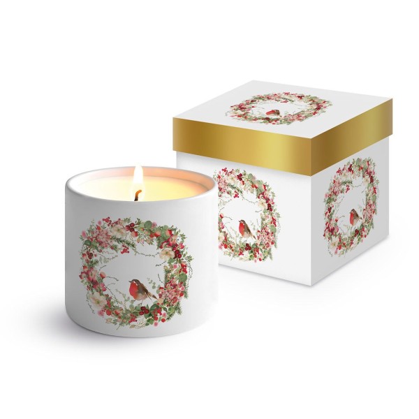 Beautiful Christmas Wreath Candle in Fine Bone China jar and gift box